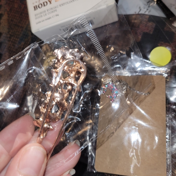 Stocking Stuffers Bundle Set 🟡 - Picture 2 of 12